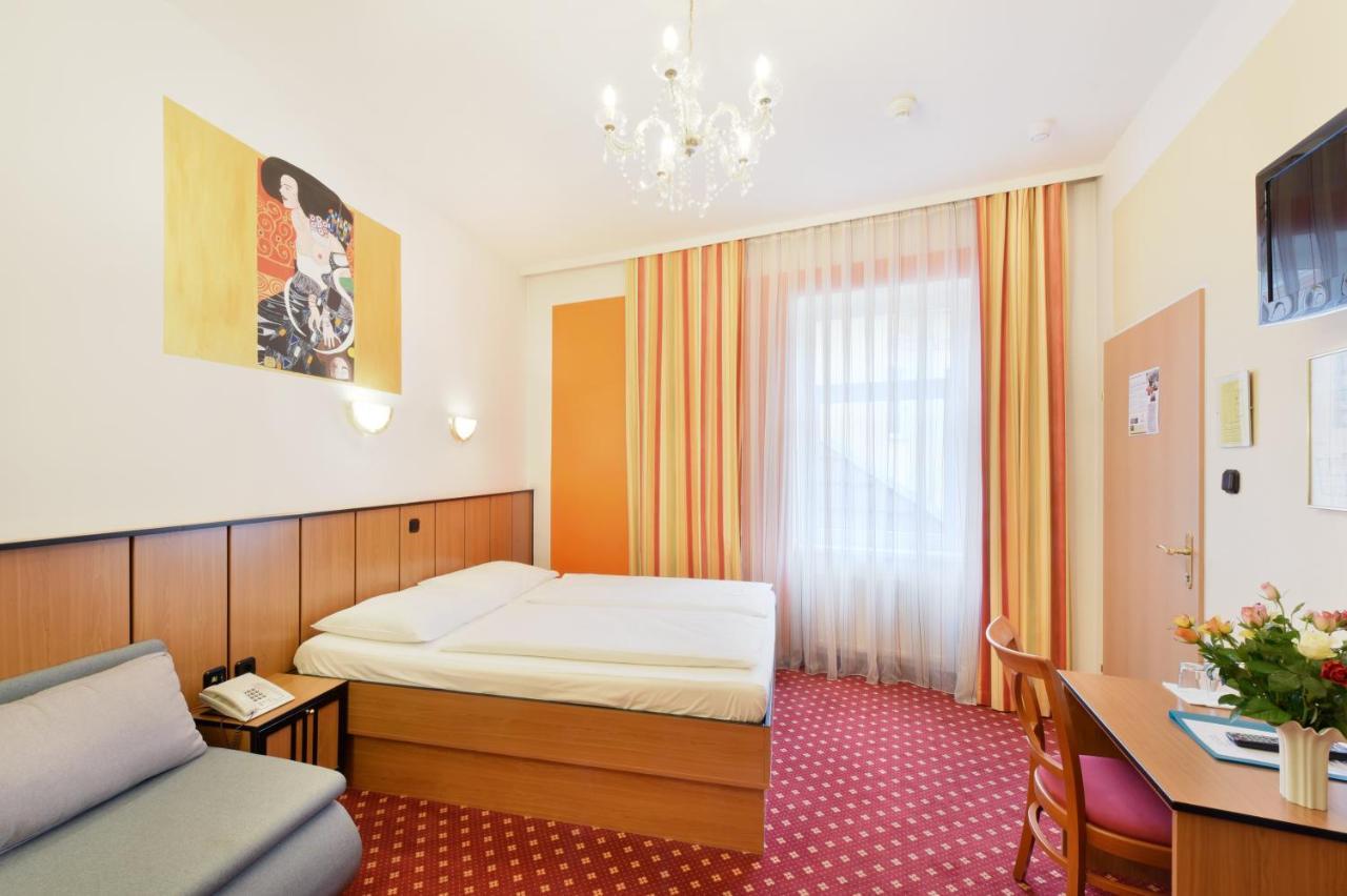 Garten- Und Kunsthotel Gabriel City Вена Экстерьер фото