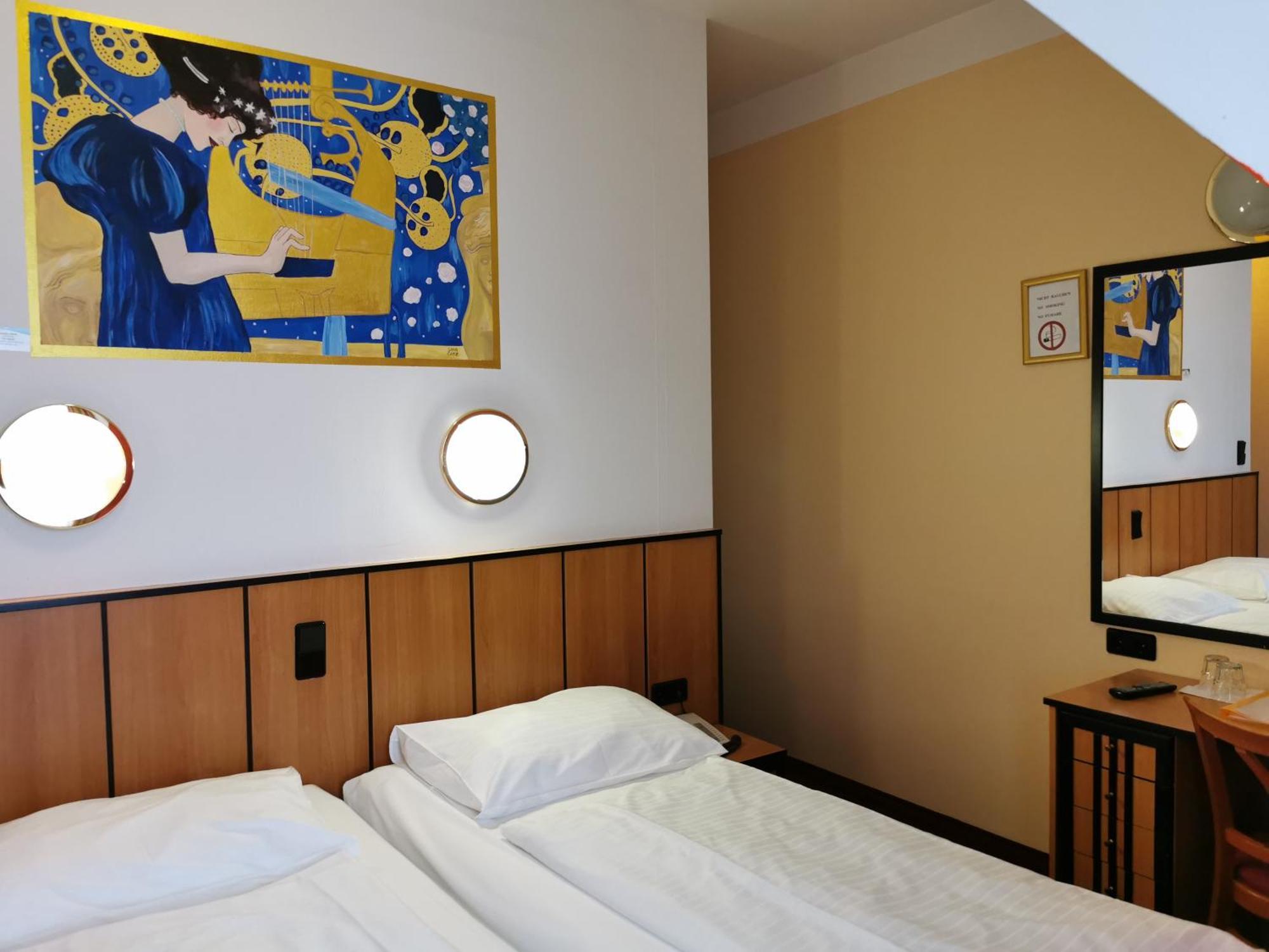 Garten- Und Kunsthotel Gabriel City Вена Экстерьер фото