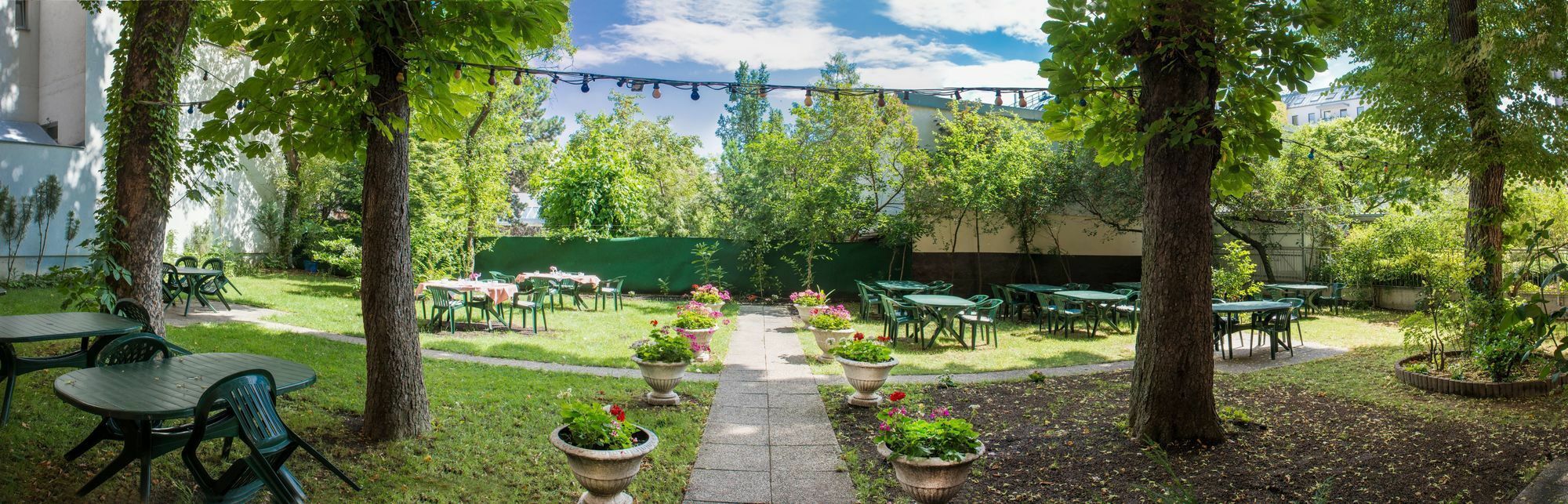 Garten- Und Kunsthotel Gabriel City Вена Экстерьер фото